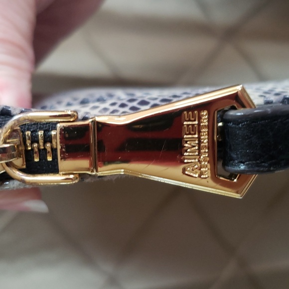 EUC- Aimee Kestenberg Leather Wristlet - Picture 4 of 7